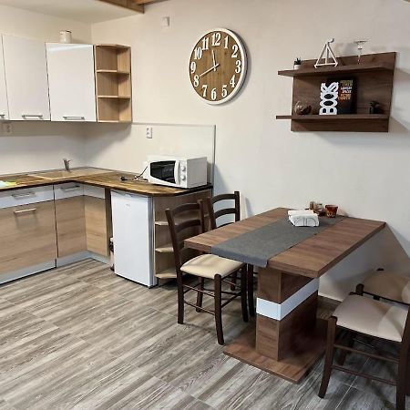 Apartmany Nova Duha Vavrinec Eksteriør bilde